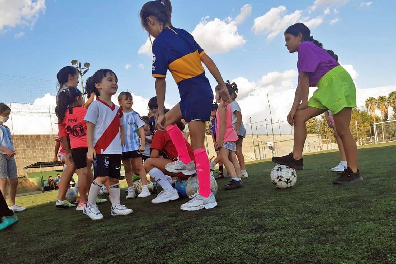 El Fútbol Femenino de Afalp es referencia para clubes de Primera – Afalp